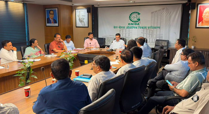 Greater Noida Authority ACEO addresses issues of industries